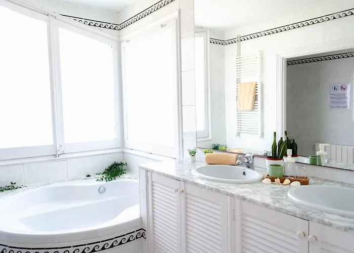 Villa ~villa El Riu Del Cel~increibles Vistas Al Mar Lloret de Mar